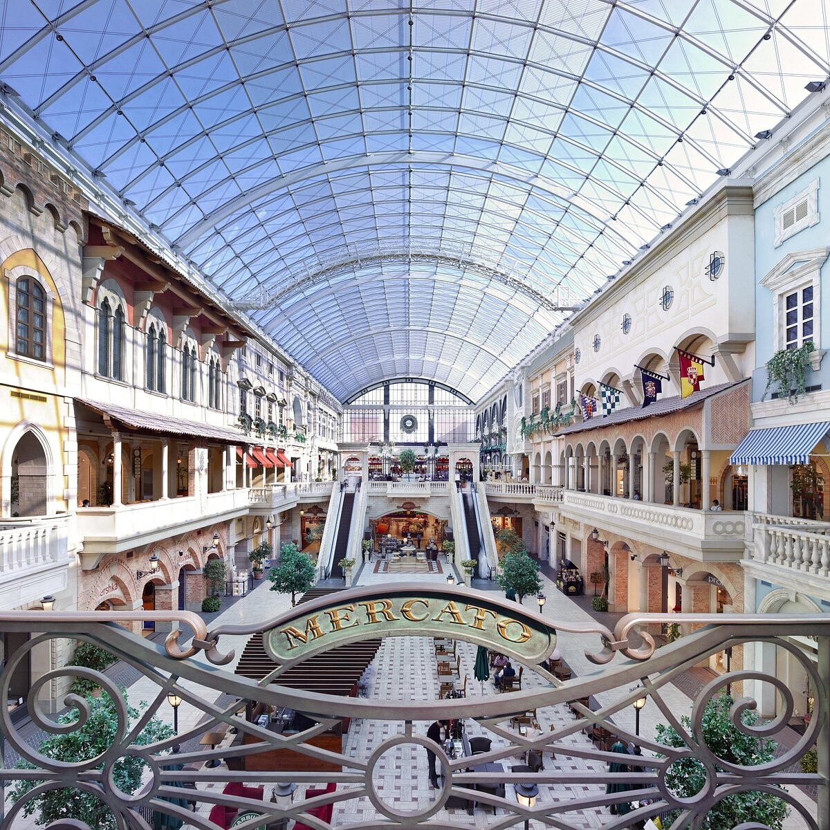 lastsecond.ir shopping mall in dubai 4.jpg