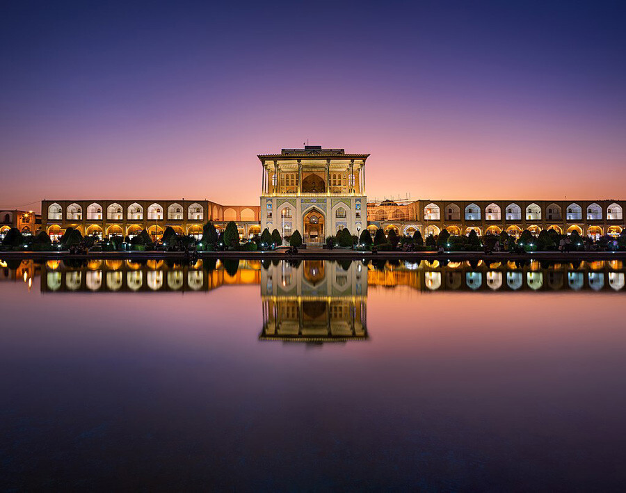Lastsecond.ir-best-attractions-of-isfahan--ali-qapoo-amirpashaei.jpg