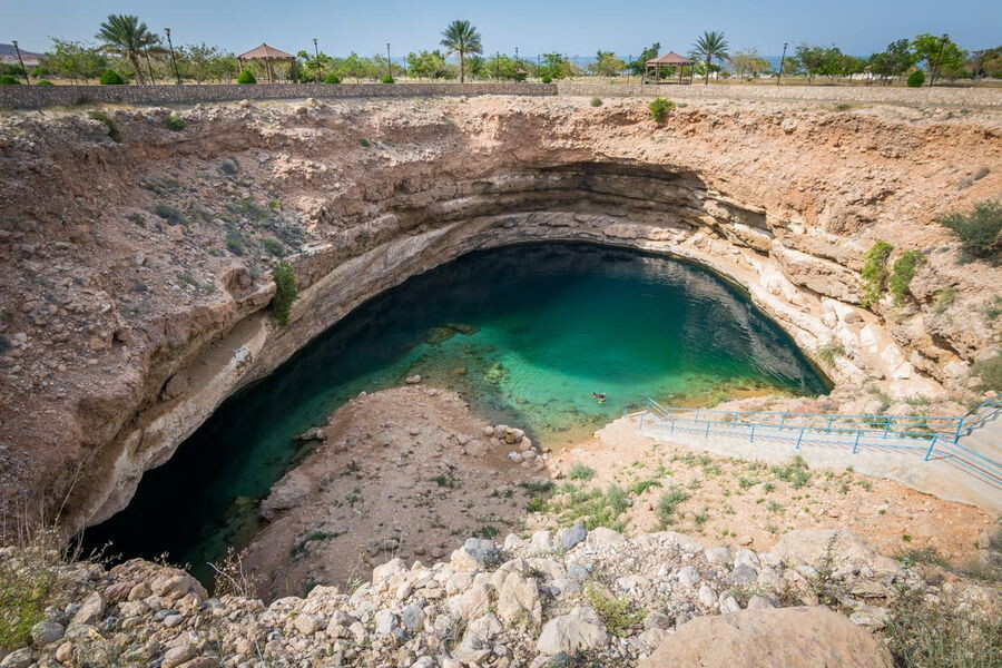 Wadi Bani Khalid.jpg